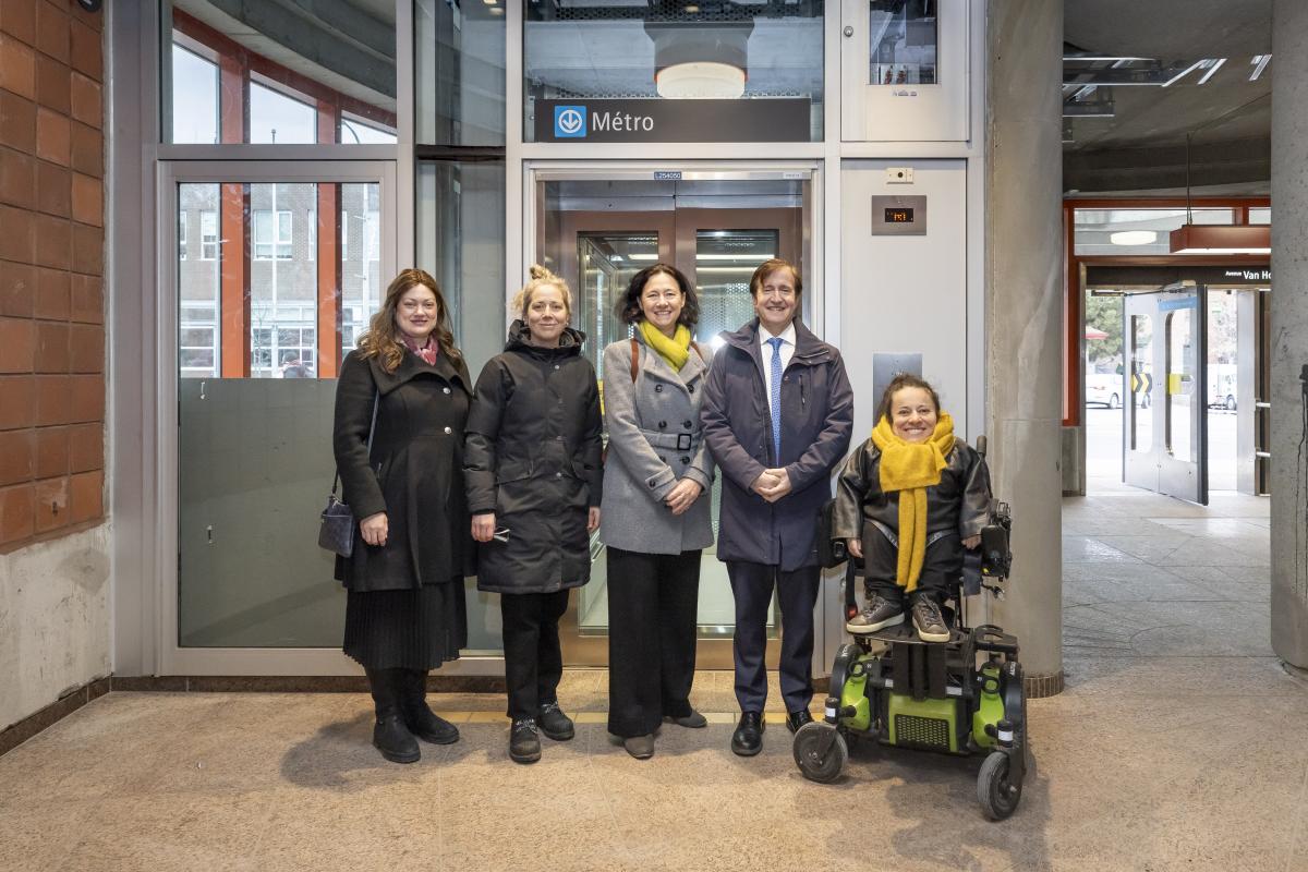 La Stm Met En Service Des Ascenseurs Dans Deux Nouvelles Stations