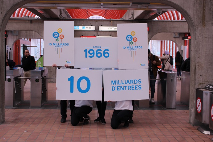 Affiches 10 milliards d'entrées merci