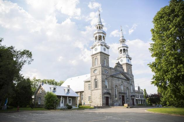 de la visitation church.