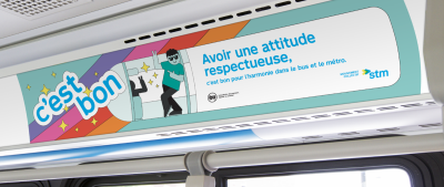 Visuel de la campagne sur les bons comportement. Texte : Avoir une attitude respectueuse, c'est bon pour l'harmonie dans le bus et le métro.